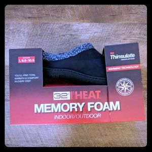 Indoor/Outdoor Mens Slippers NWT